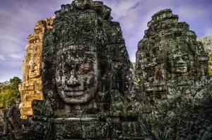 Estatuas en Angkor Thom