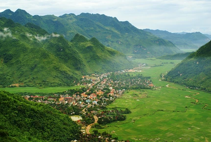 Mai Chau - pueblo de Lac