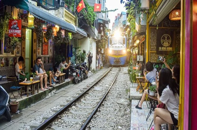 Ha Noi - Calle del tren