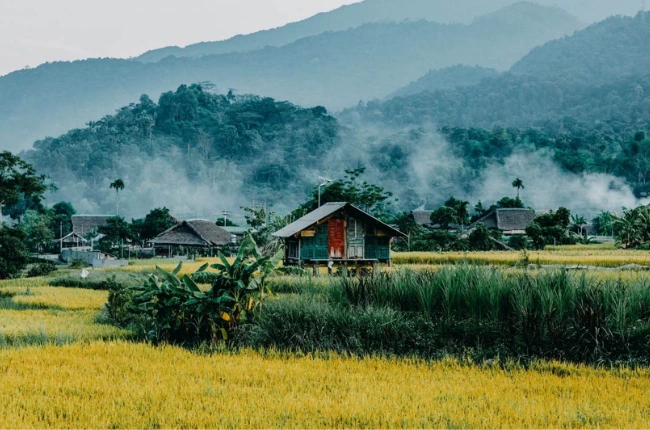 La aldea de Tha