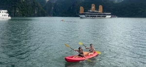 Kayak en Bahia Halong