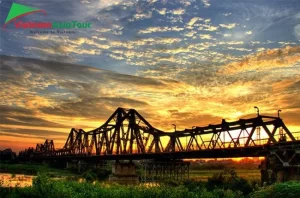Puente de Long Bien