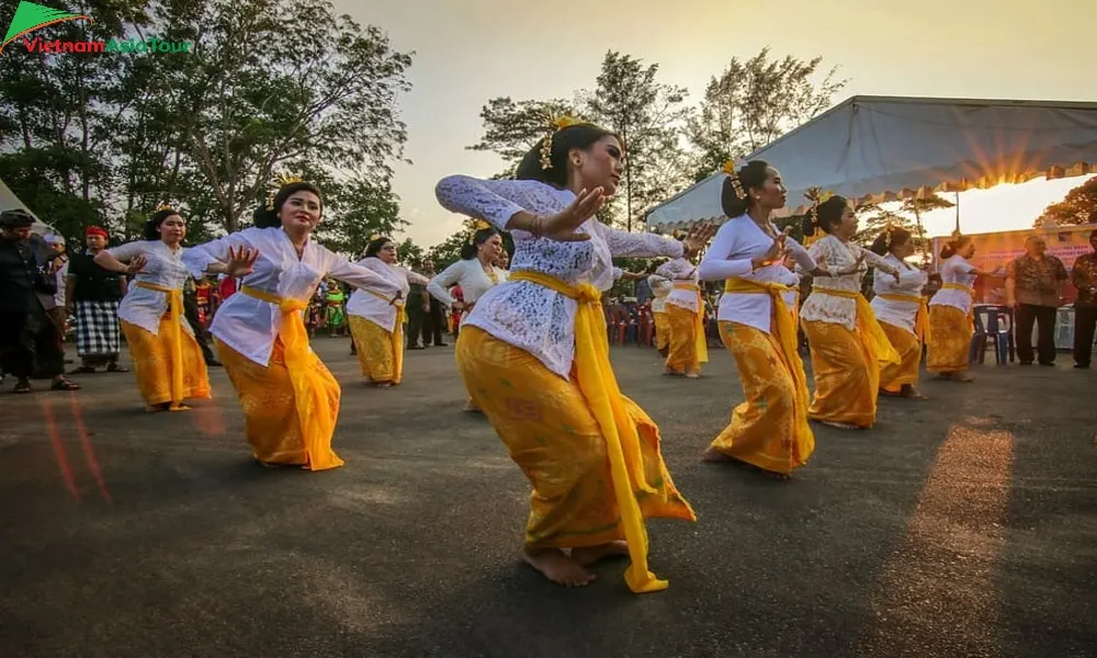Participar en festivales en Bali