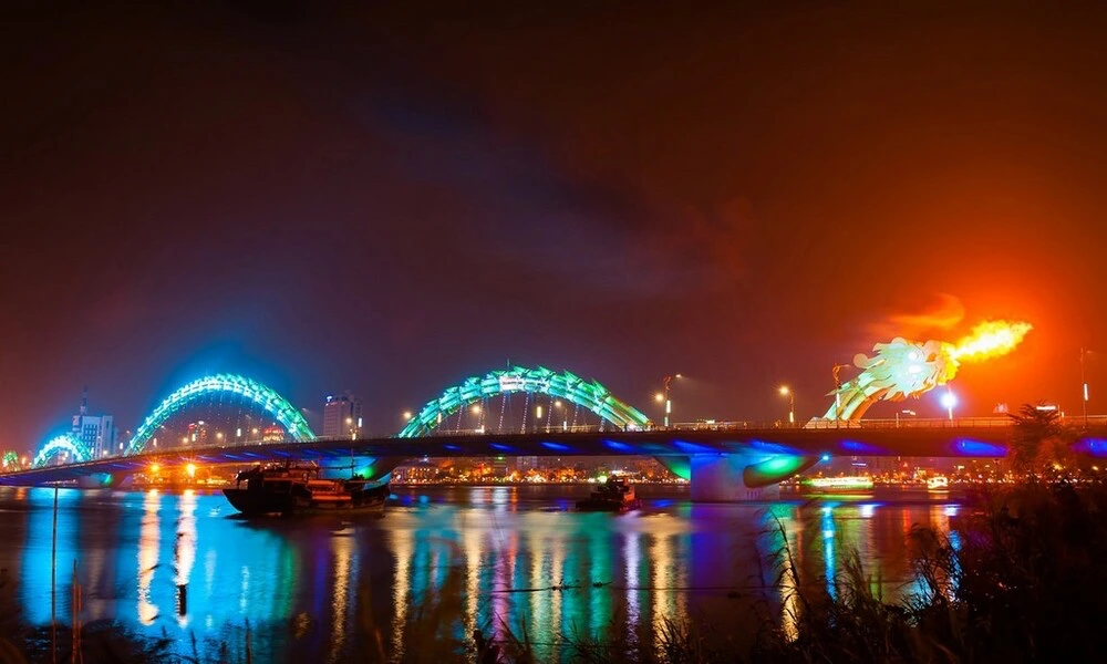 Puente del Dragón - Danang
