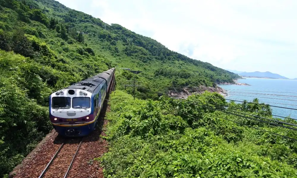 Ir de Hanói a Hue en tren