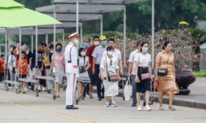 Llevar ropa respetuosa a los lugares sagrados