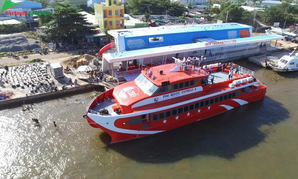 Puerta fronteriza de Ha Tien
