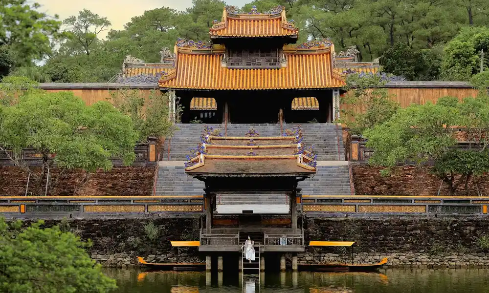 Tumba del rey Tu Duc - Hue