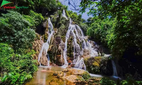 Cascada en Mai Chau