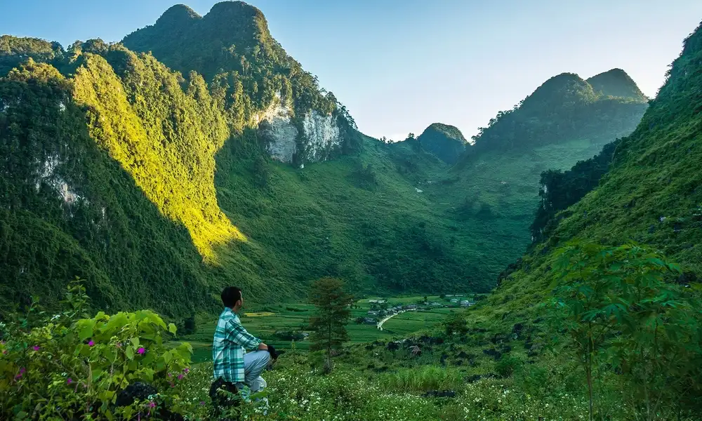 Disfrutar de los pasajes hermosos en Ha Giang