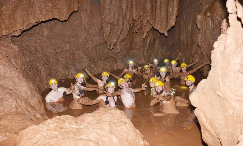 Experiencia de bañarse en barrio - Cueva Oscuro