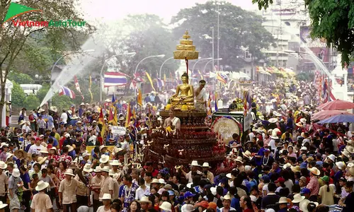 Festival de Songkran en Chiang Mai Tailandia