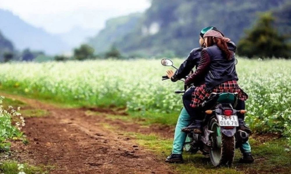Ir a Mai Chau en moto