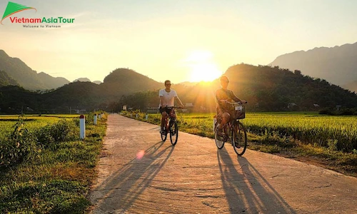 Ir en bicicleta por Mai Chau