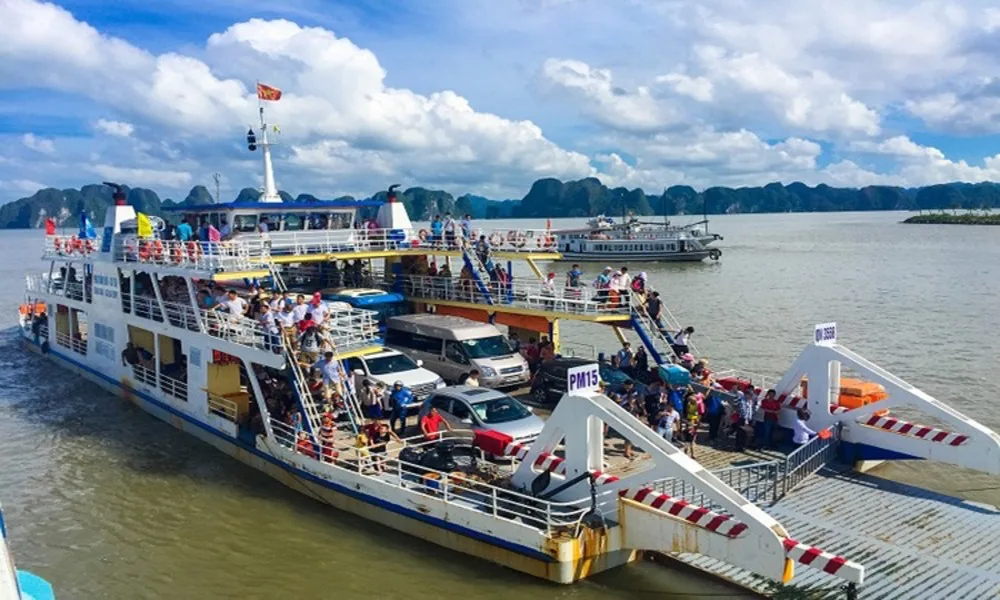 Tomar el ferry del muelle de Got