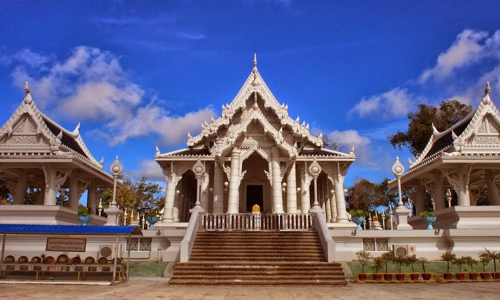 Visitar templos en Krabi