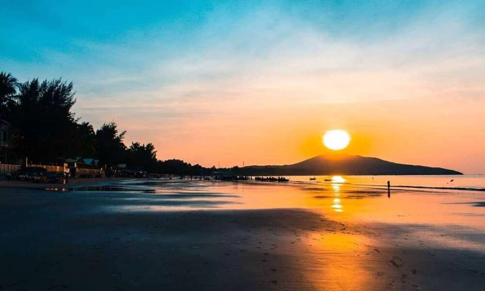 Atardecer en la isla de Rom (Paja)