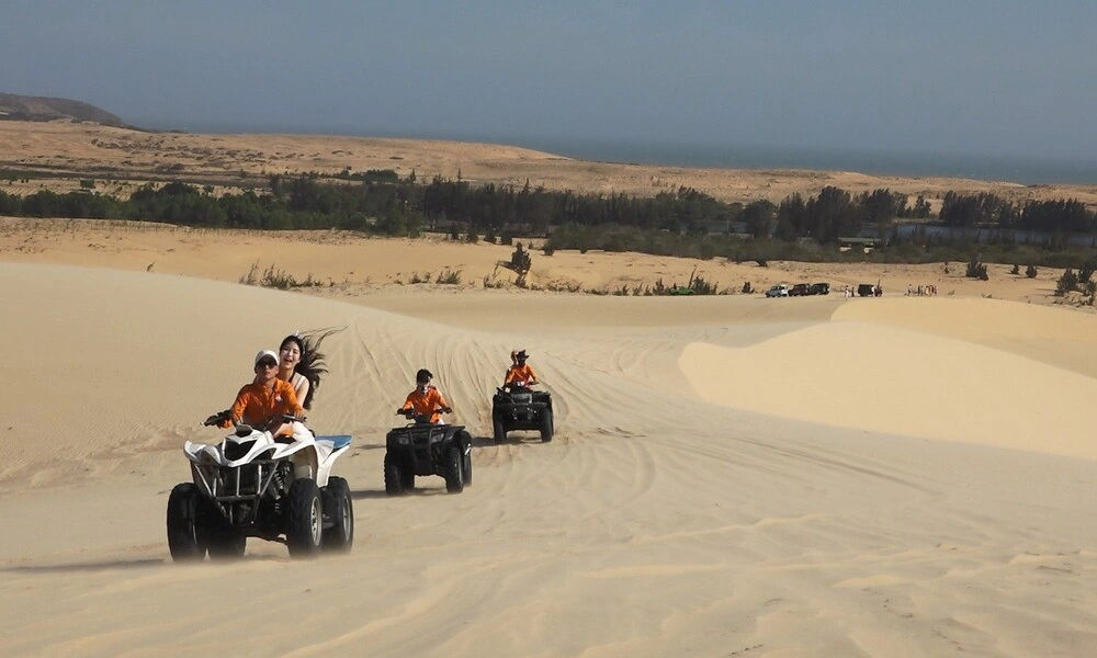 Montar en Jeep Tour