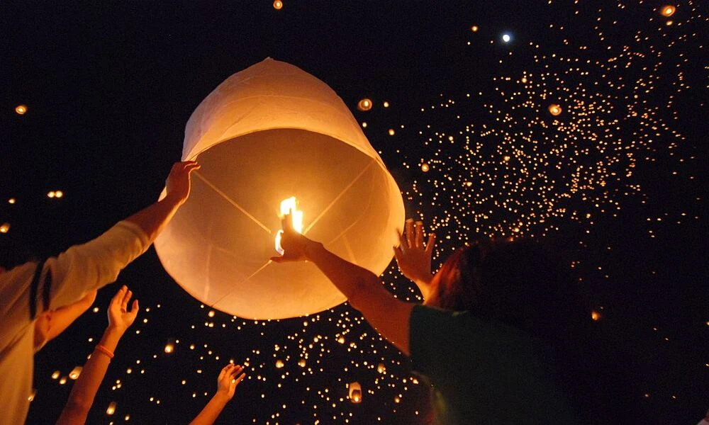 Fiesta de Loy Krathong-