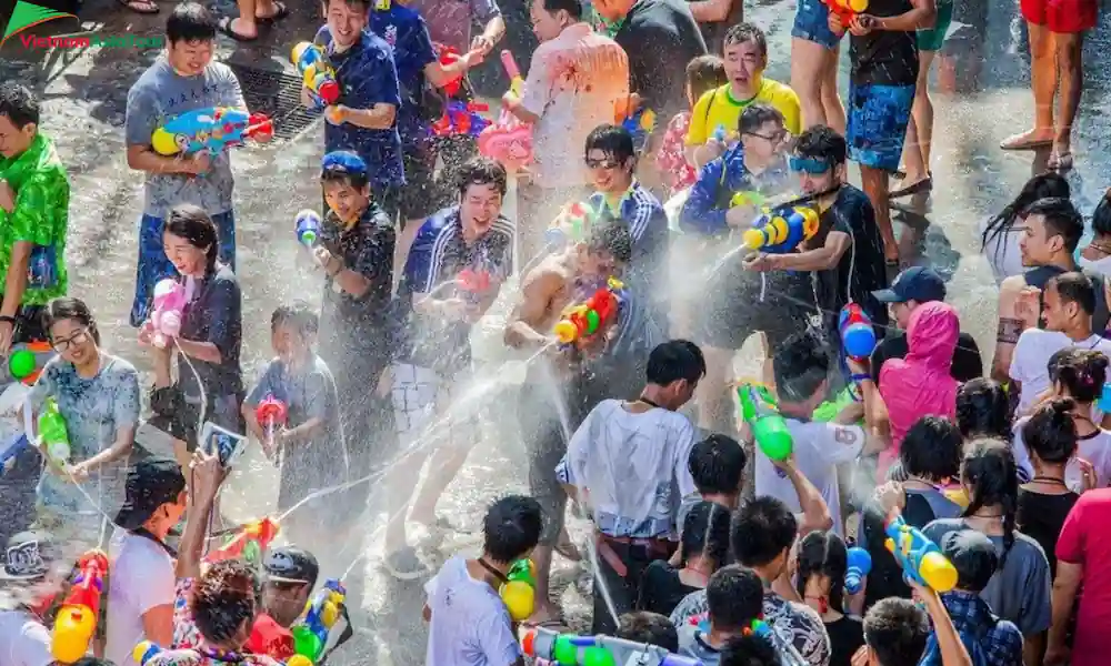 Fiesta de Songkran en abril