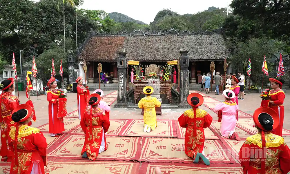 Fiesta de la Antigua Capital de Hoa Lu - Vietnam