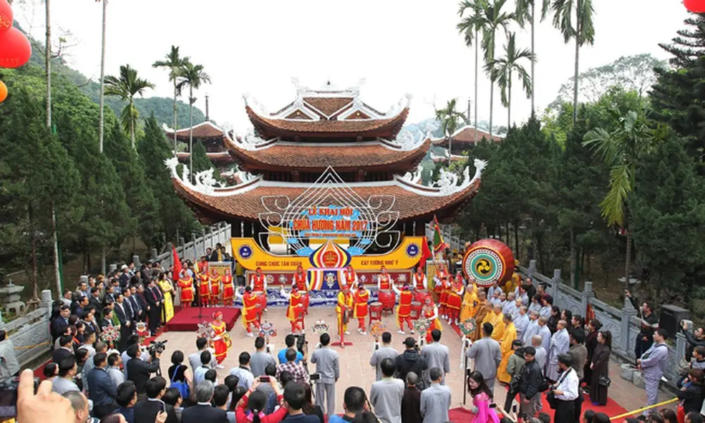 Fiesta de la Pagoda de Huong - Vietnam