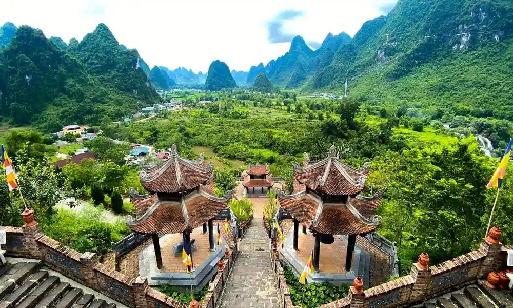 Pagoda de Phat Tich Truc Lam