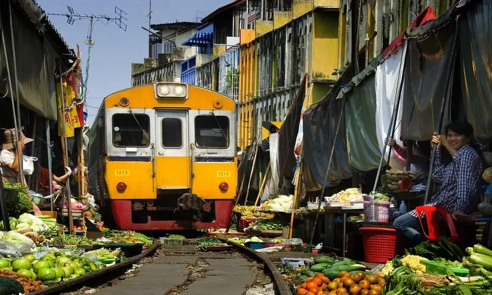 Tren a Ayutthaya-