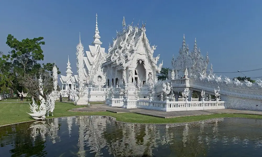 Exterior del templo Wat Rong Khun