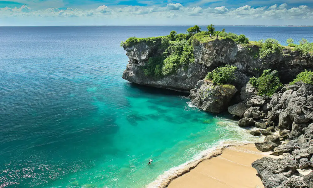 Hace buen tiempo en las playas de Indonesia