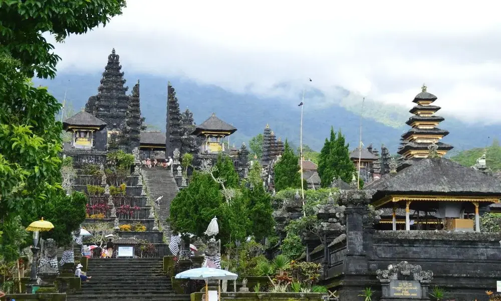 Templo de Besakih