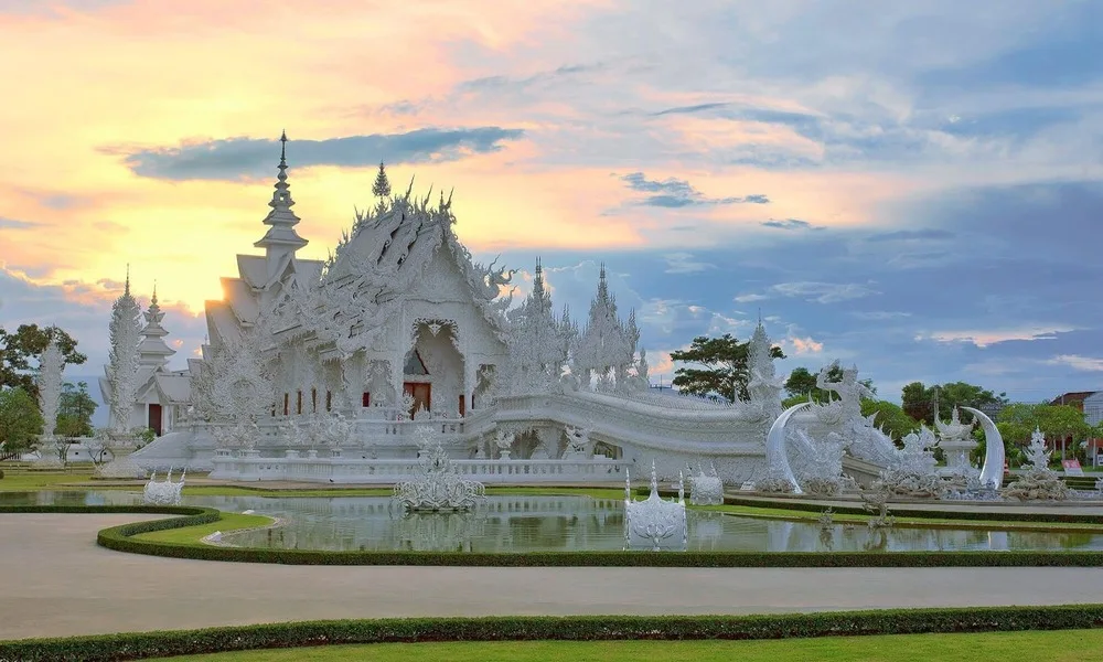 Wat Rong Khun – Arte que parece de otro mundo