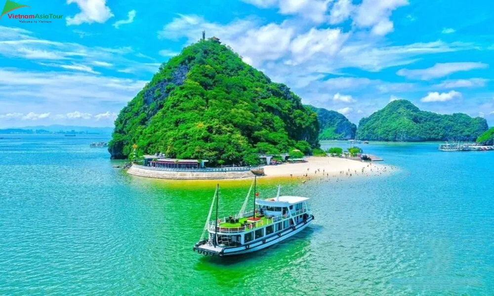 Disfrutar de vistas panorámicas de Halong