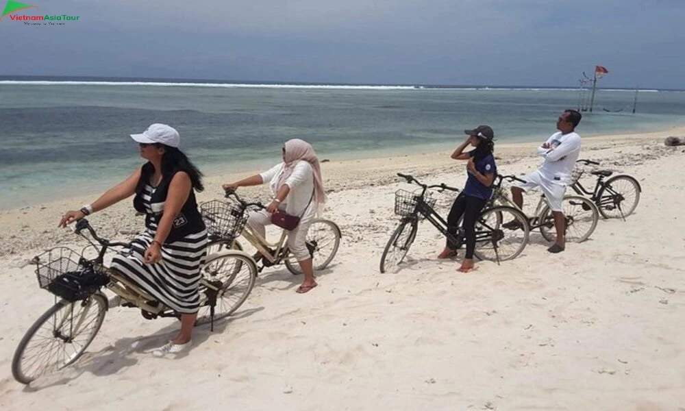 En bicicleta por la isla