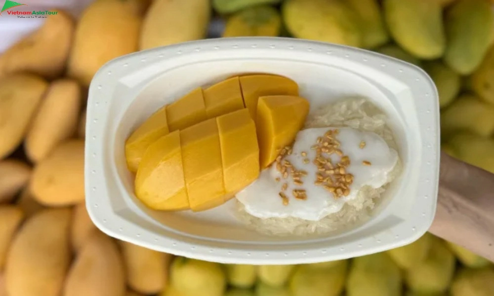 Arroz pegajoso con mango tailandés