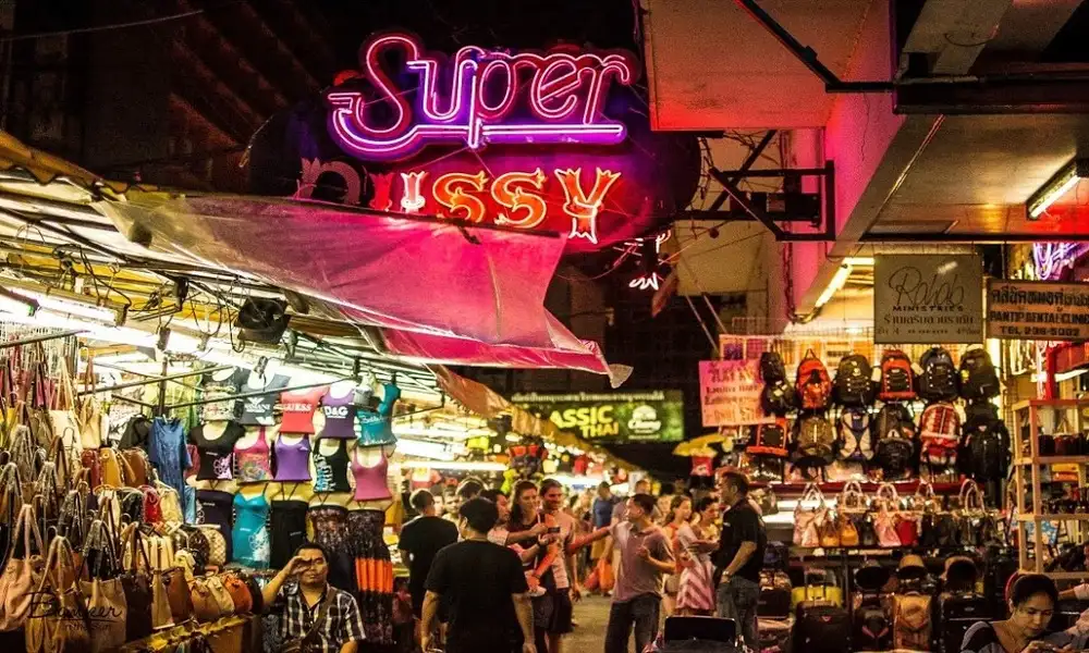 Mercado nocturno de Phantip Plaza