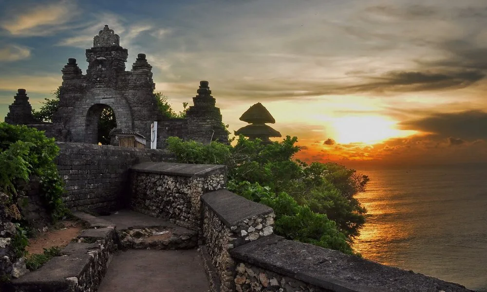 Atardecer en el templo de Uluwatu