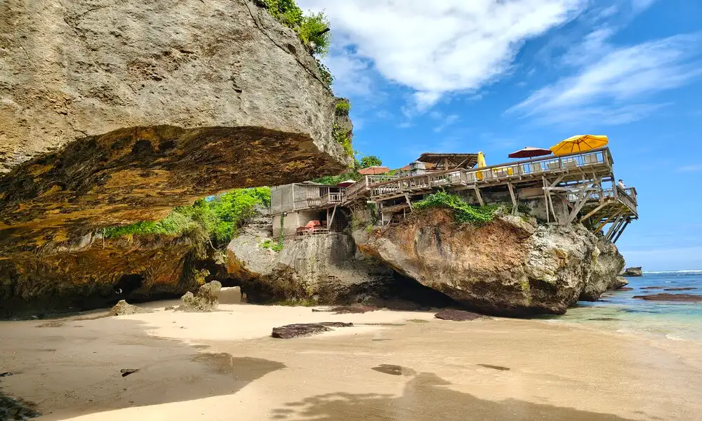 Cueva Suluban