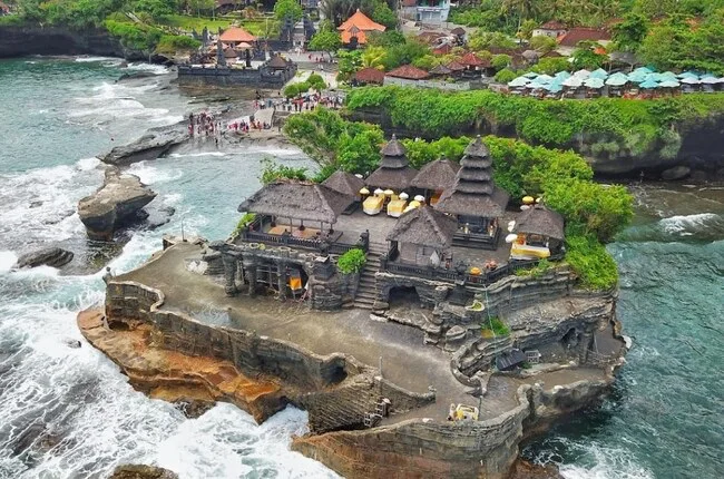 Admirar atardecer en Tanah Lot Admirar atardecer en Tanah Lot