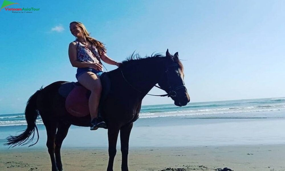 Montar a caballo en la playa