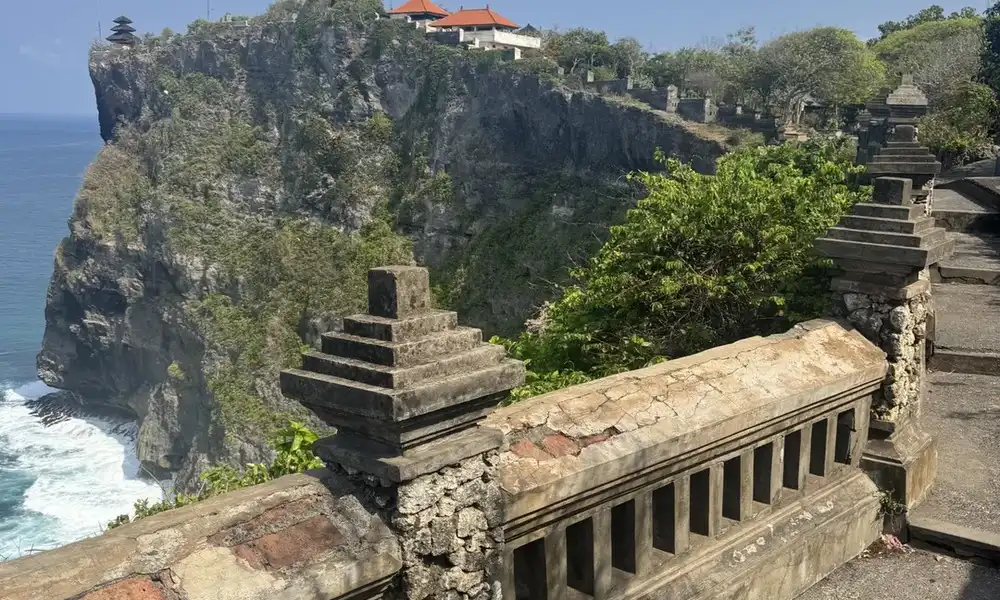 Vista del templo Uluwatu