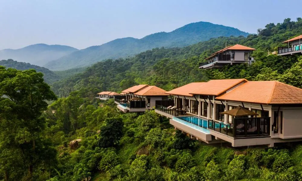 Banyan Tree Lang Co - Hue
