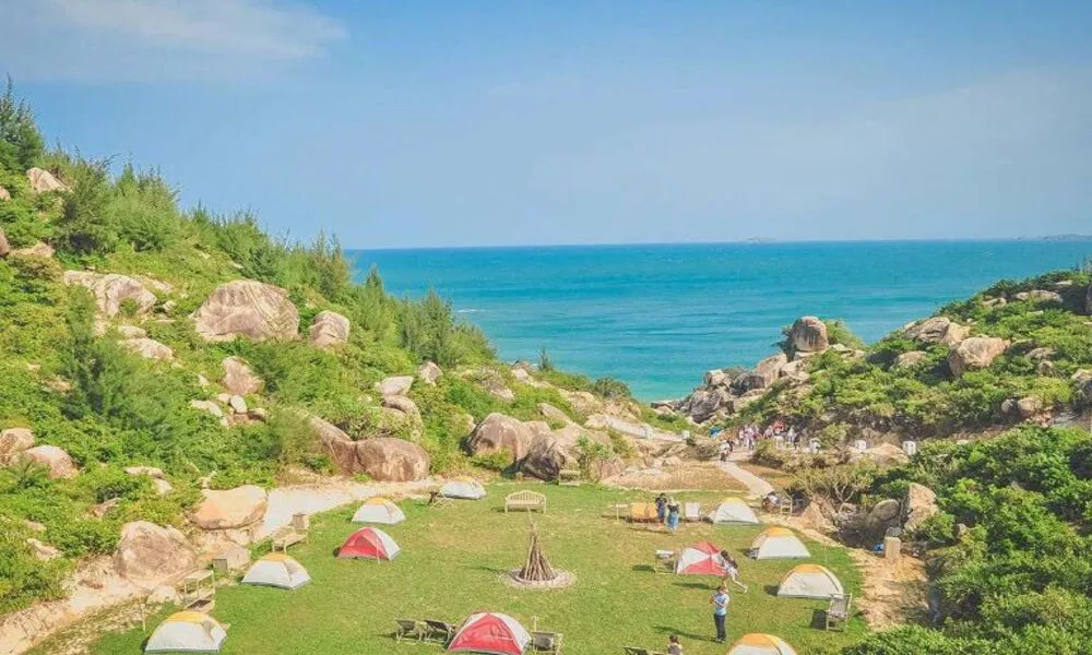 Ir al campo y hacer picnic en la playa de Quy Nhon
