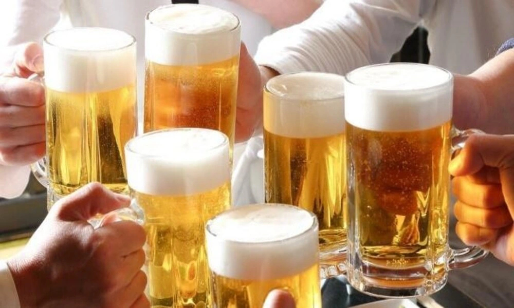 Probar cervezas típicas de Vietnam