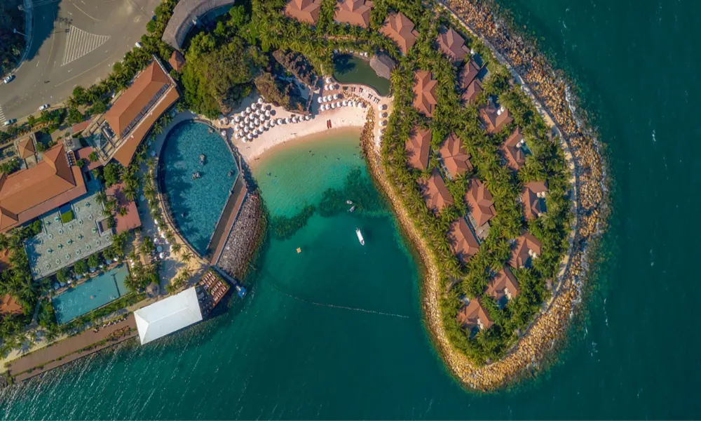 Toda la vista de Amiana Resort Nha Trang desde arriba