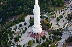 Linh Ung - un lugar para enviar paz
