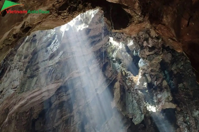 Excusión a Montana de Marmol – Lady Pagoda