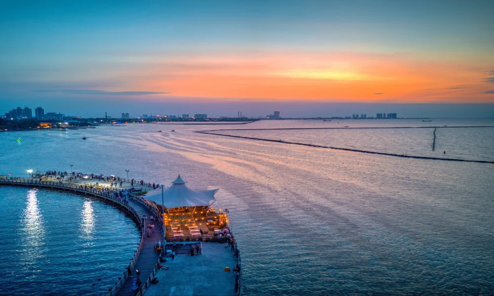 Hotel de Serenity en la costa de Ancol