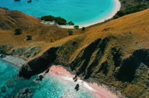 Indonesia - Playa Rosa