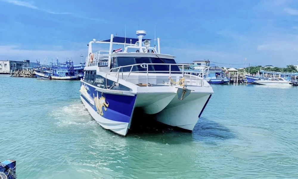 Un trayecto en ferry a la isla Samet